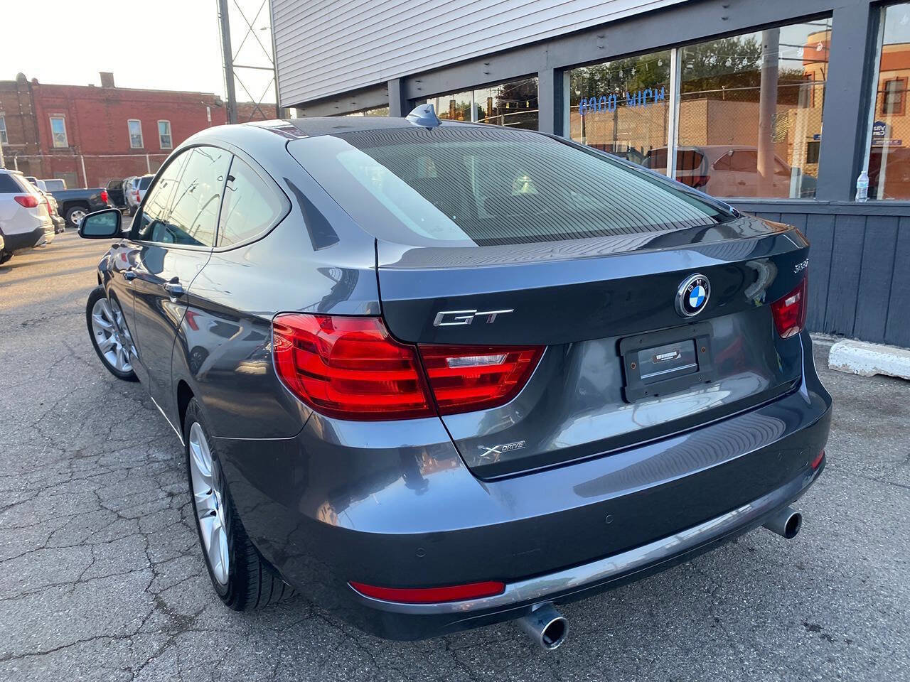 Used 2015 BMW 335i Gran Turismo xDrive AWD/4WD image 8