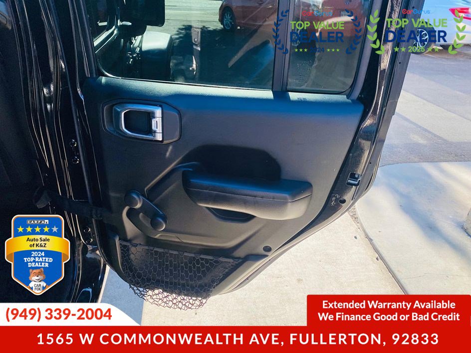 Used 2018 Jeep Wrangler Unlimited Sport image 27