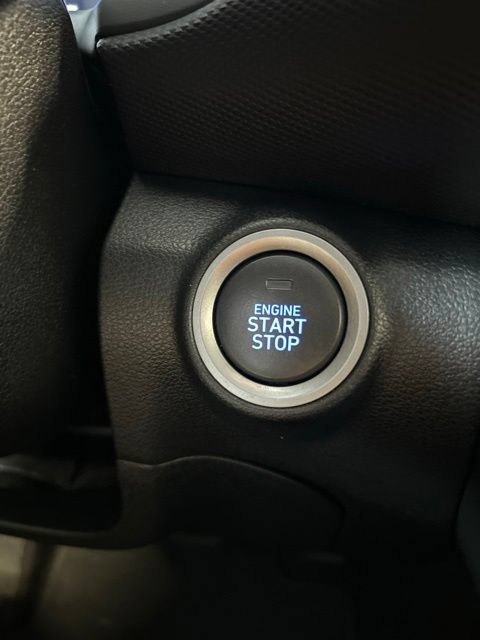Used 2018 Hyundai Kona Limited AWD/4WD image 7