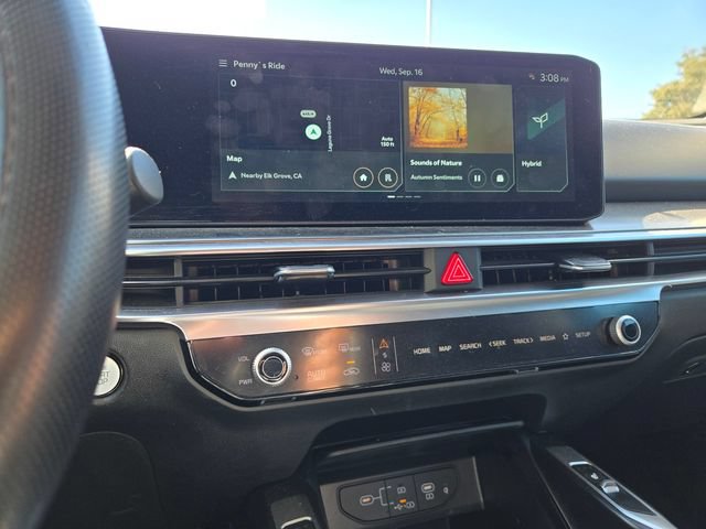 Certified 2025 Kia Sorento EX AWD/4WD image 17