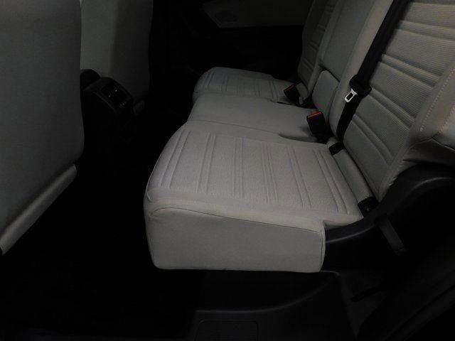 Used 2024 Volkswagen Tiguan S image 33