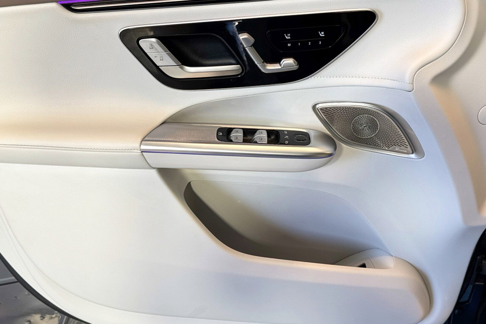 Certified 2023 Mercedes-Benz EQE 350+ SUV image 17