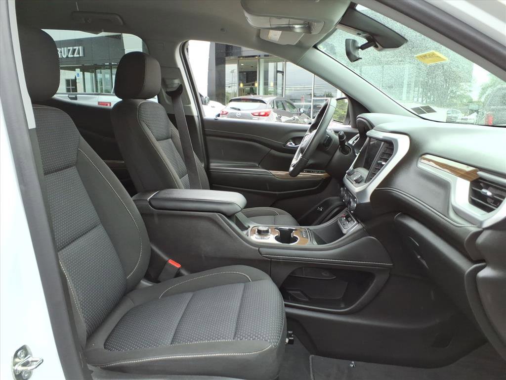 Certified 2023 GMC Acadia SLE w/ Driver Convenience Package image 14