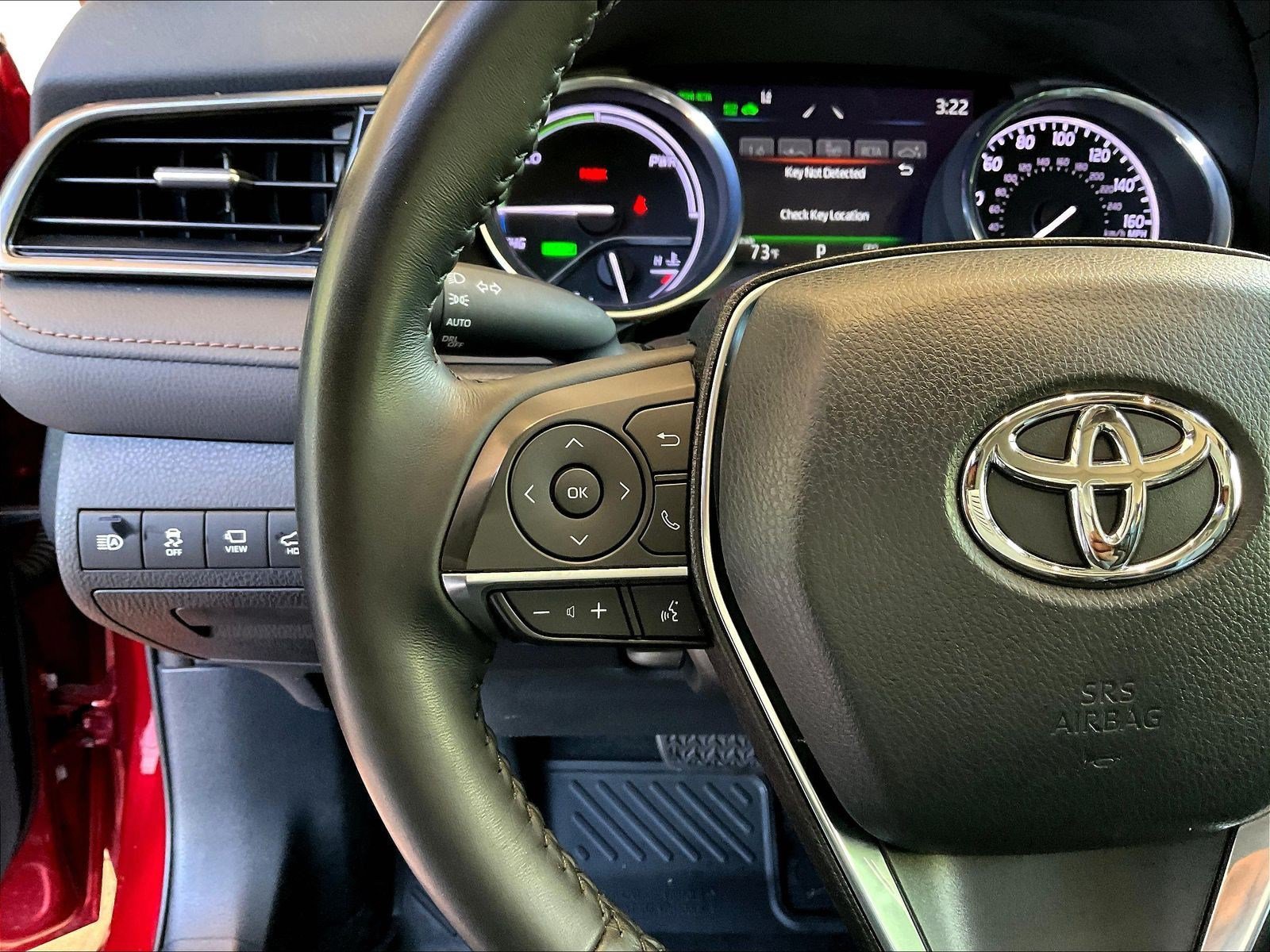 Used 2020 Toyota Camry XLE w/ Driver Assist Package FWD image 11