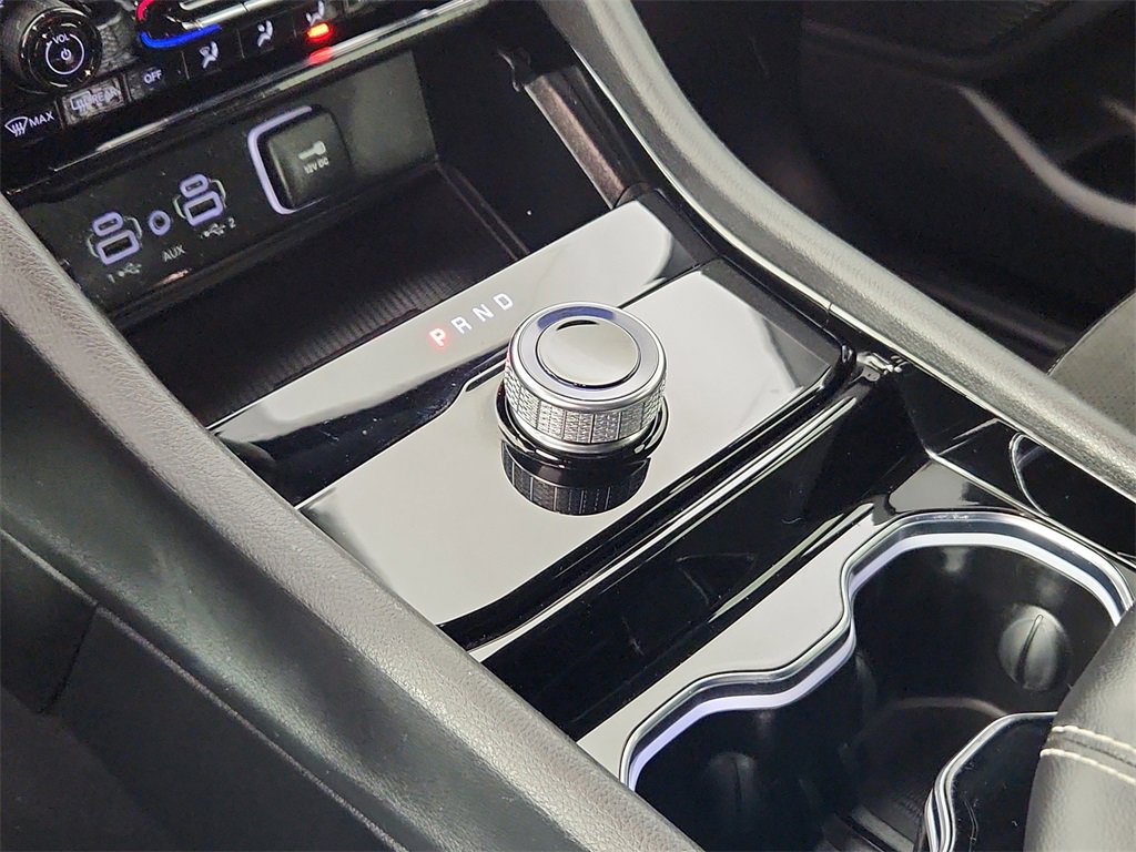 Used 2023 Jeep Grand Cherokee L Laredo image 23