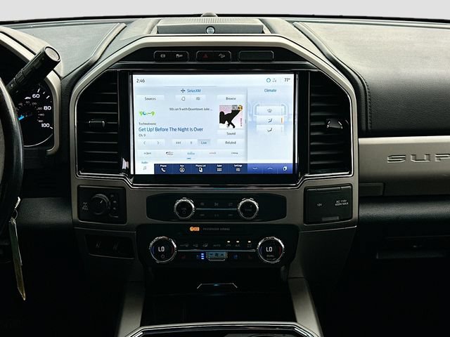 Used 2022 Ford F250 Lariat w/ Lariat Value Package AWD/4WD image 13