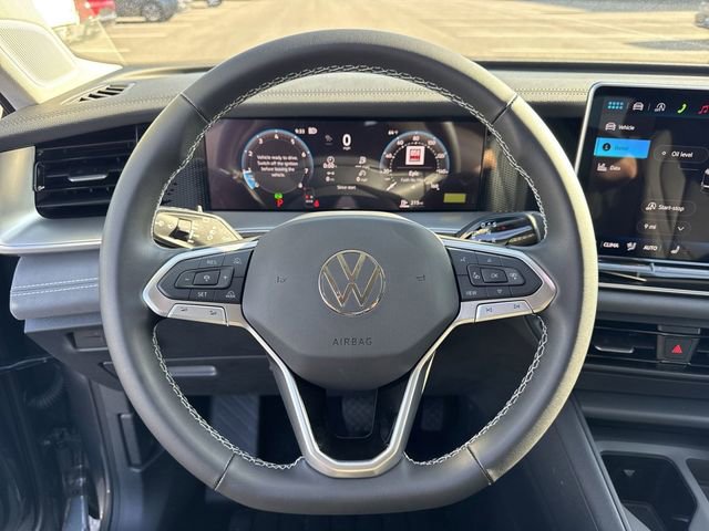 New 2026 Volkswagen Tiguan SE image 16