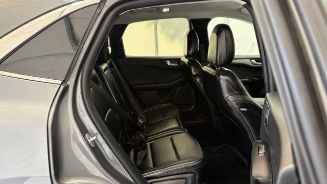 Used 2025 Ford Escape Platinum AWD/4WD image 25