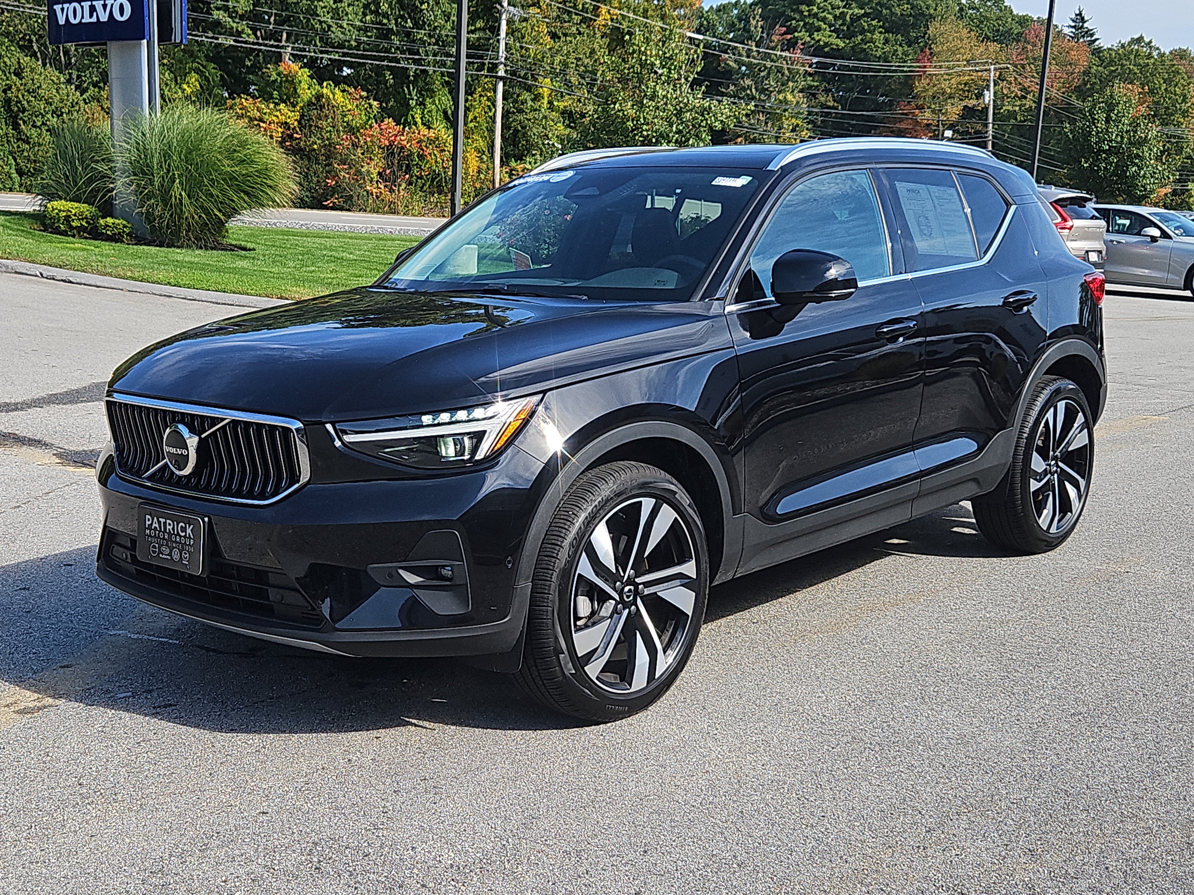 Used 2025 Volvo XC40 B5 Plus w/ Protection Package Premier AWD/4WD image 25