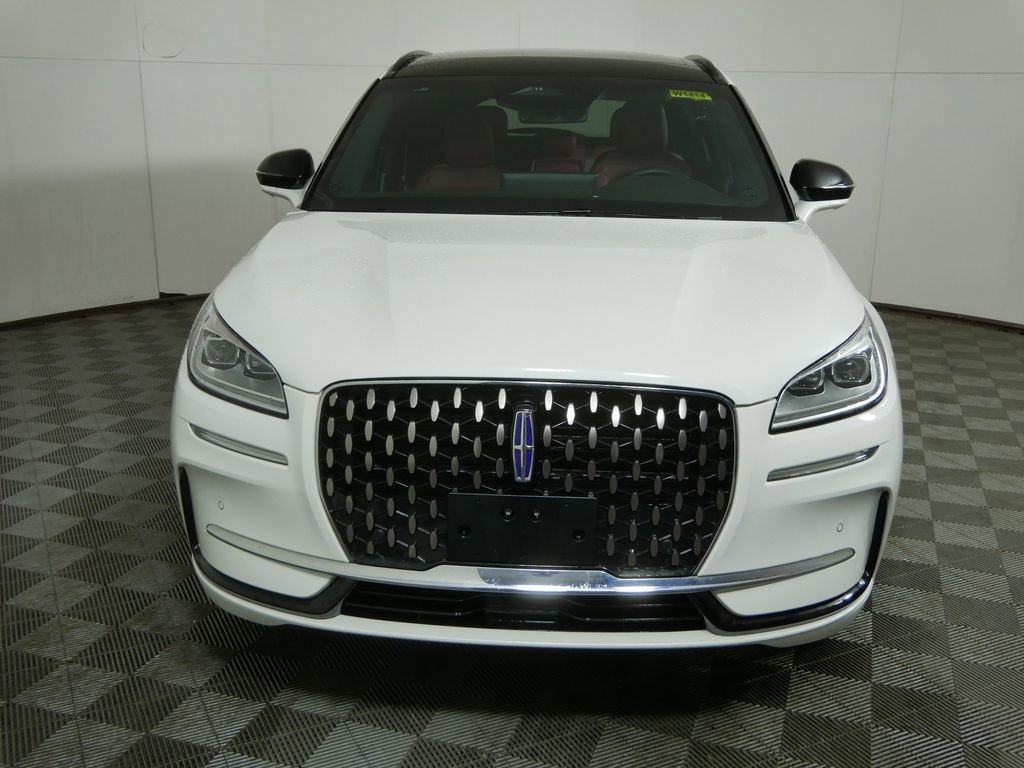 Used 2025 Lincoln Corsair Grand Touring w/ Equipment Group 301A image 8