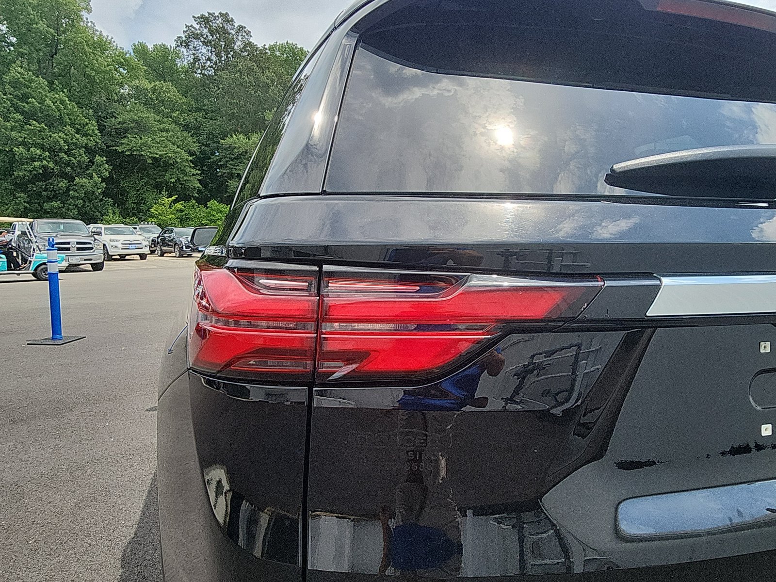 Used 2023 Chevrolet Traverse LT w/ LPO, Floor Liner Package AWD/4WD image 13