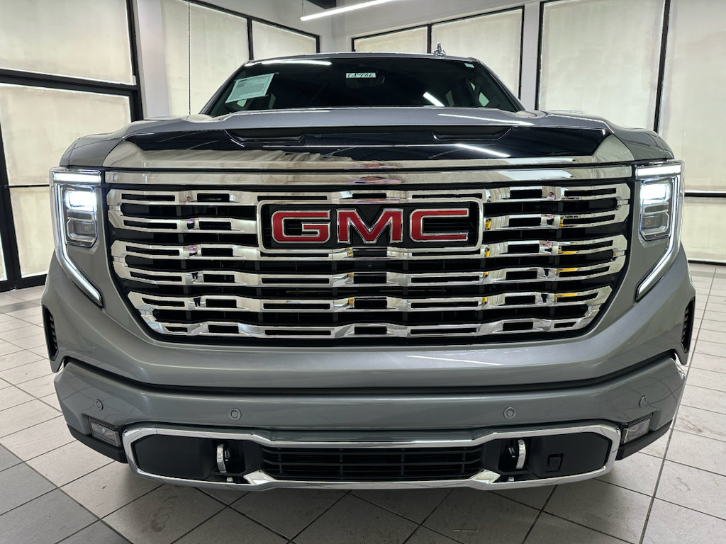 Used 2026 GMC Sierra 1500 Denali w/ Denali Reserve Package AWD/4WD image 10