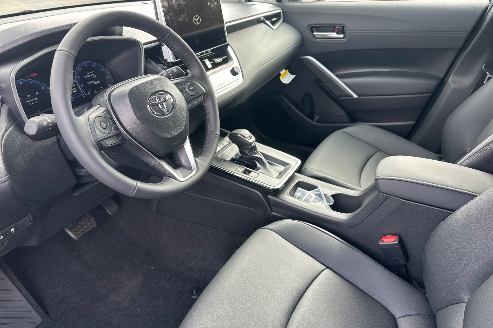 New 2026 Toyota Corolla Cross XLE w/ Convenience Package AWD/4WD image 7