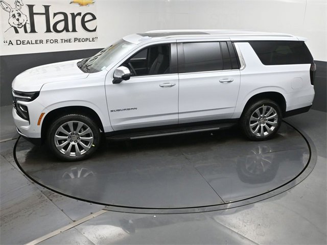 New 2026 Chevrolet Suburban Premier image 38