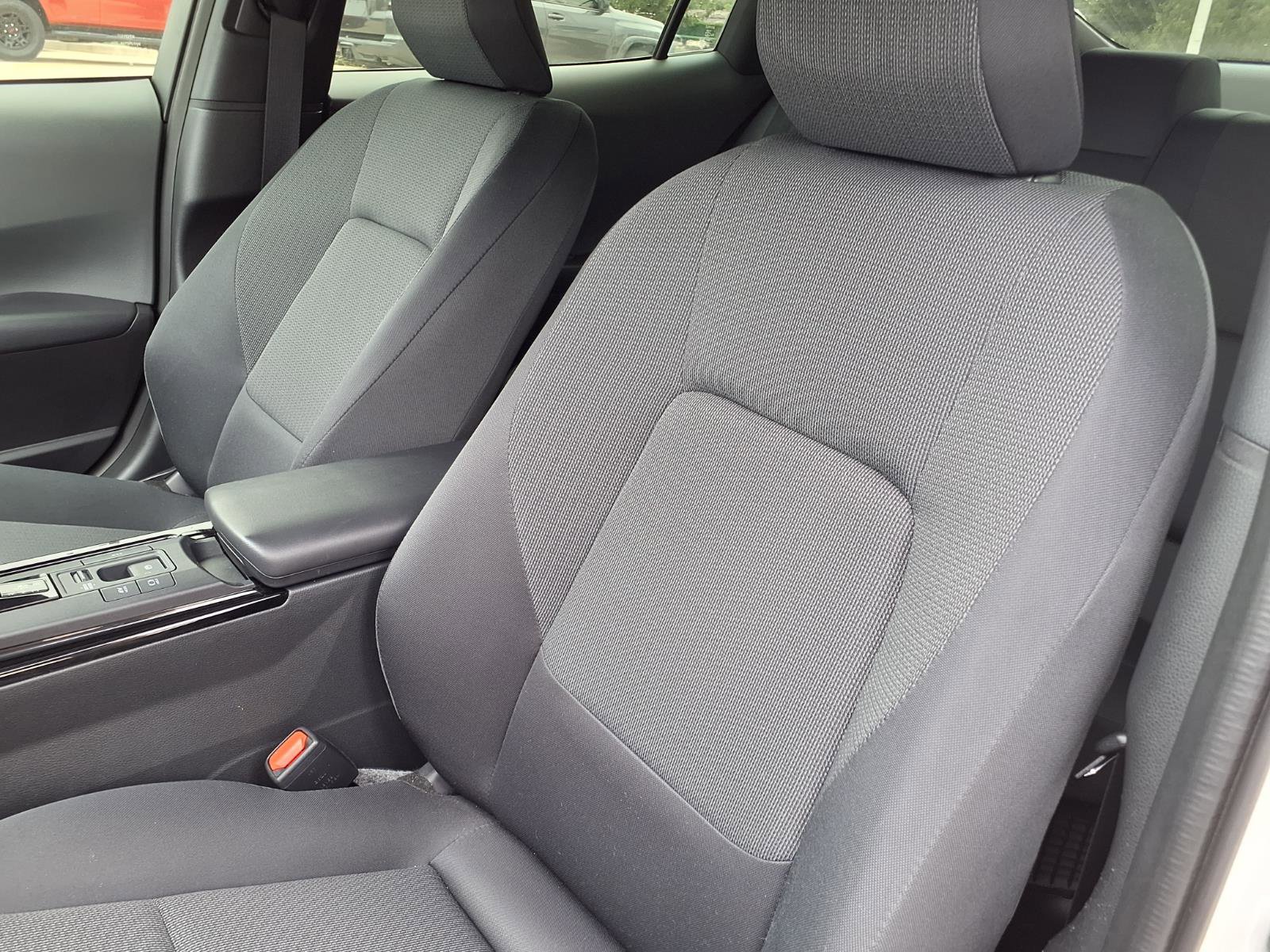 Used 2026 Toyota Prius LE FWD image 14
