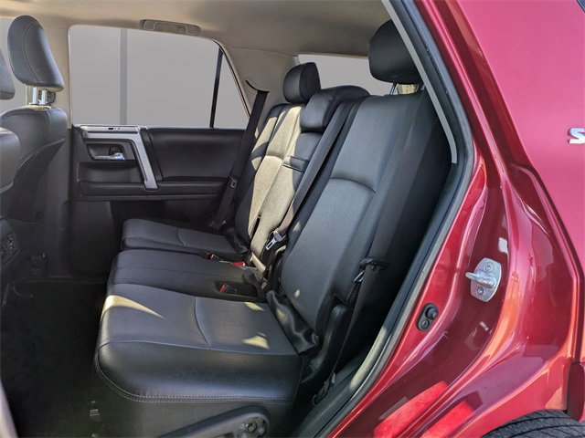 Used 2021 Toyota 4Runner SR5 Premium image 13