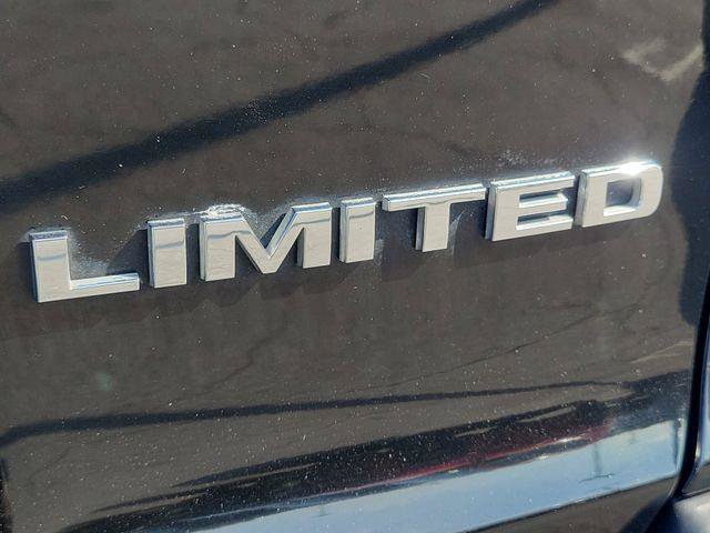 Used 2019 Jeep Cherokee Limited FWD image 7