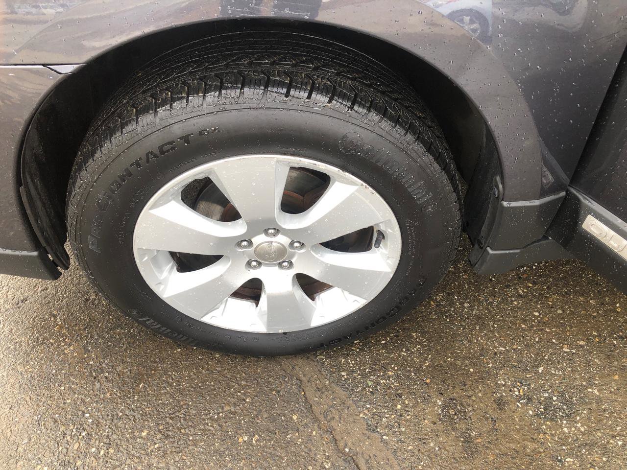 Used 2012 Subaru Outback 2.5i Premium w/ All-Weather Pkg image 18