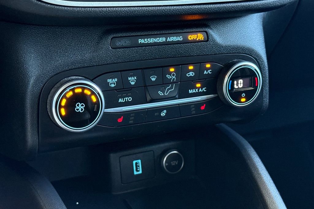 Used 2020 Ford Escape SEL image 17