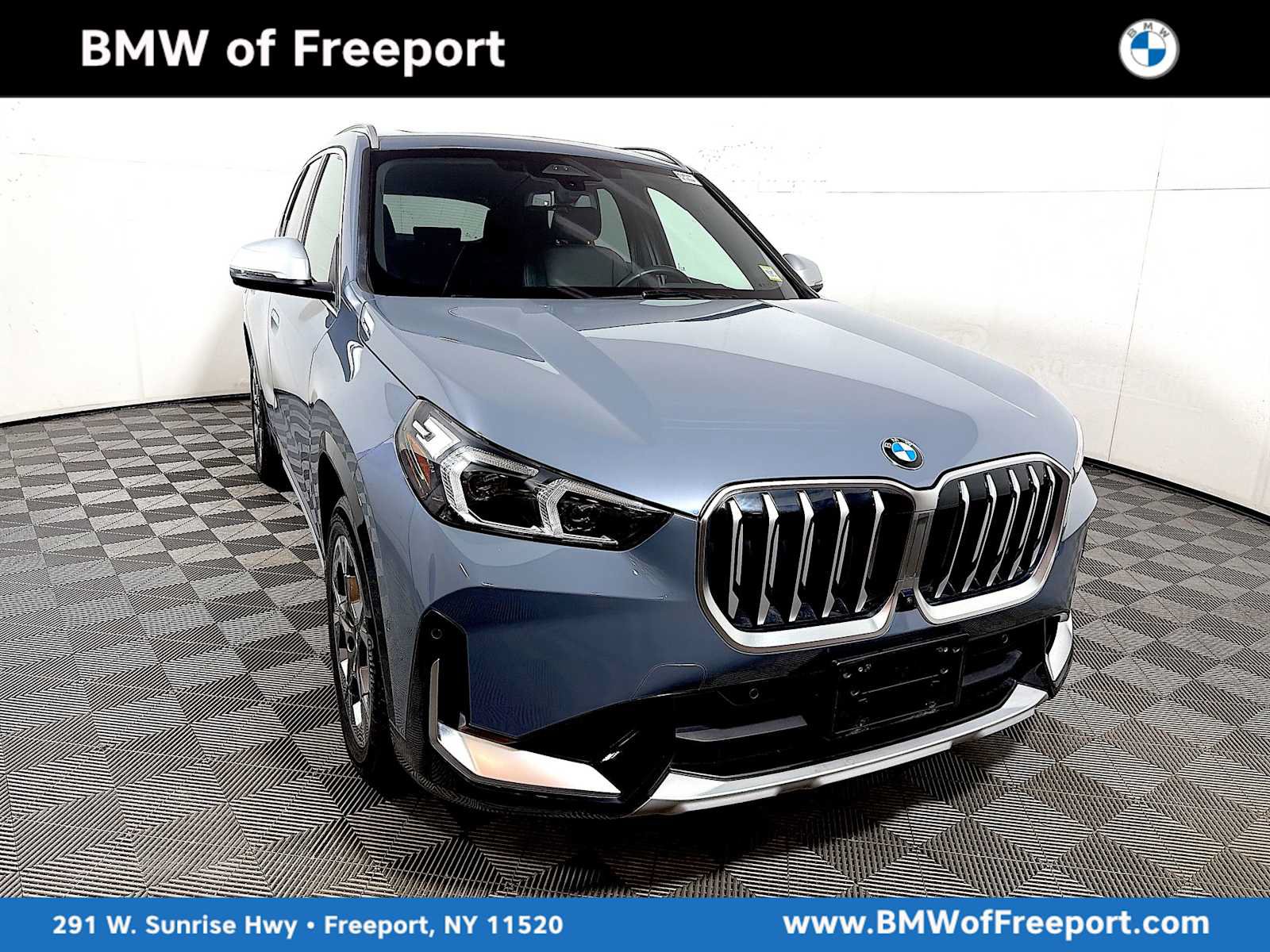 Used 2024 BMW X1 xDrive28i w/ Premium Package AWD/4WD image 1