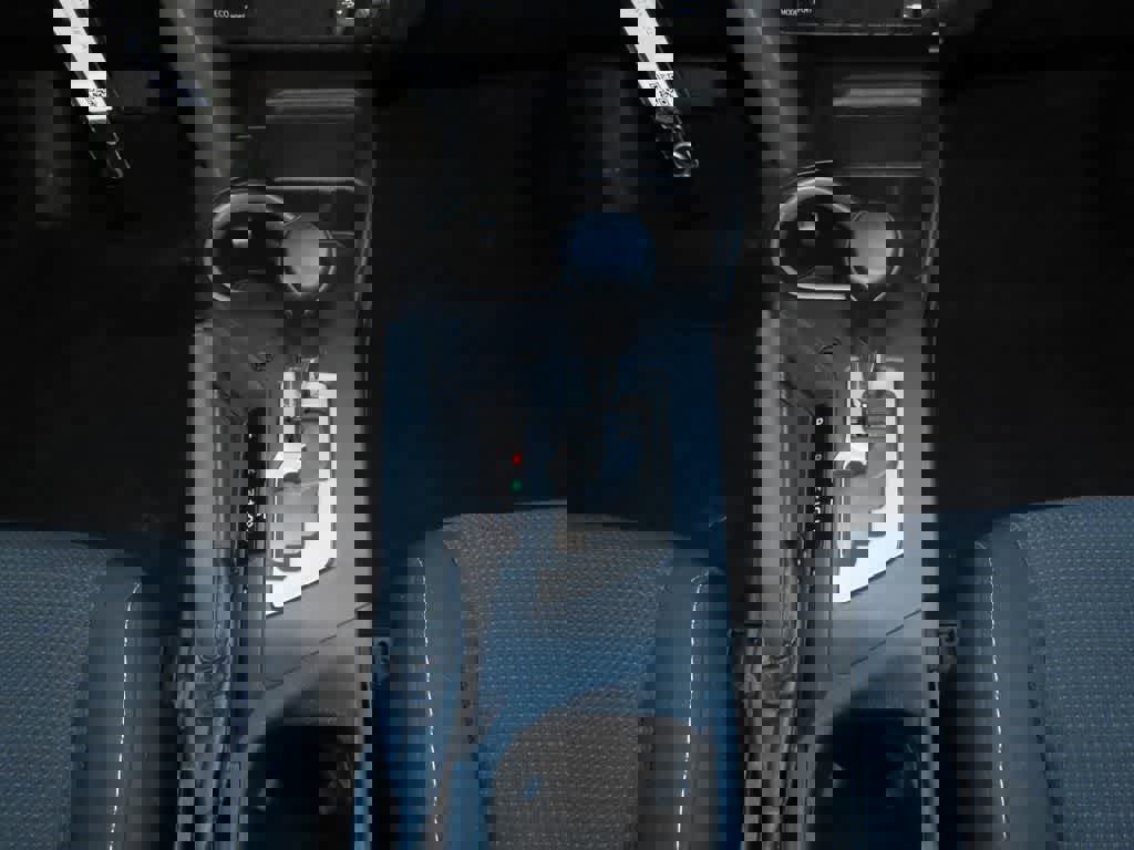 Used 2018 Toyota RAV4 XLE image 23