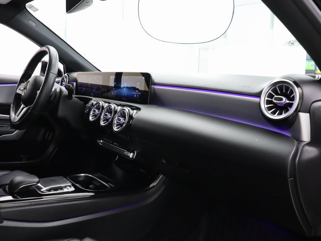 Used 2020 Mercedes-Benz A 220 image 30