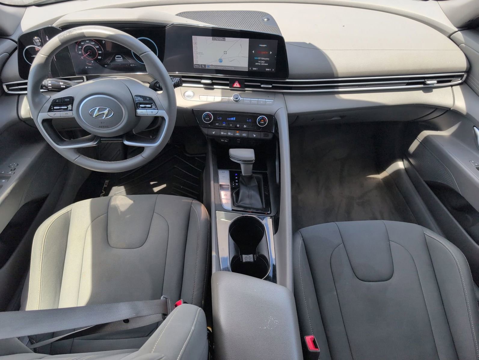 Used 2023 Hyundai Elantra SEL w/ Convenience Package FWD image 29