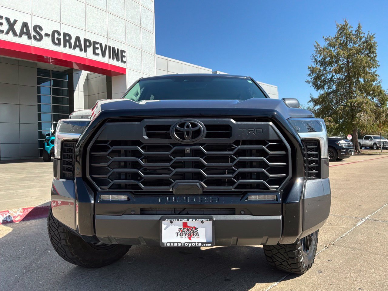 Used 2023 Toyota Tundra Limited w/ TRD Off-Road Package AWD/4WD image 3