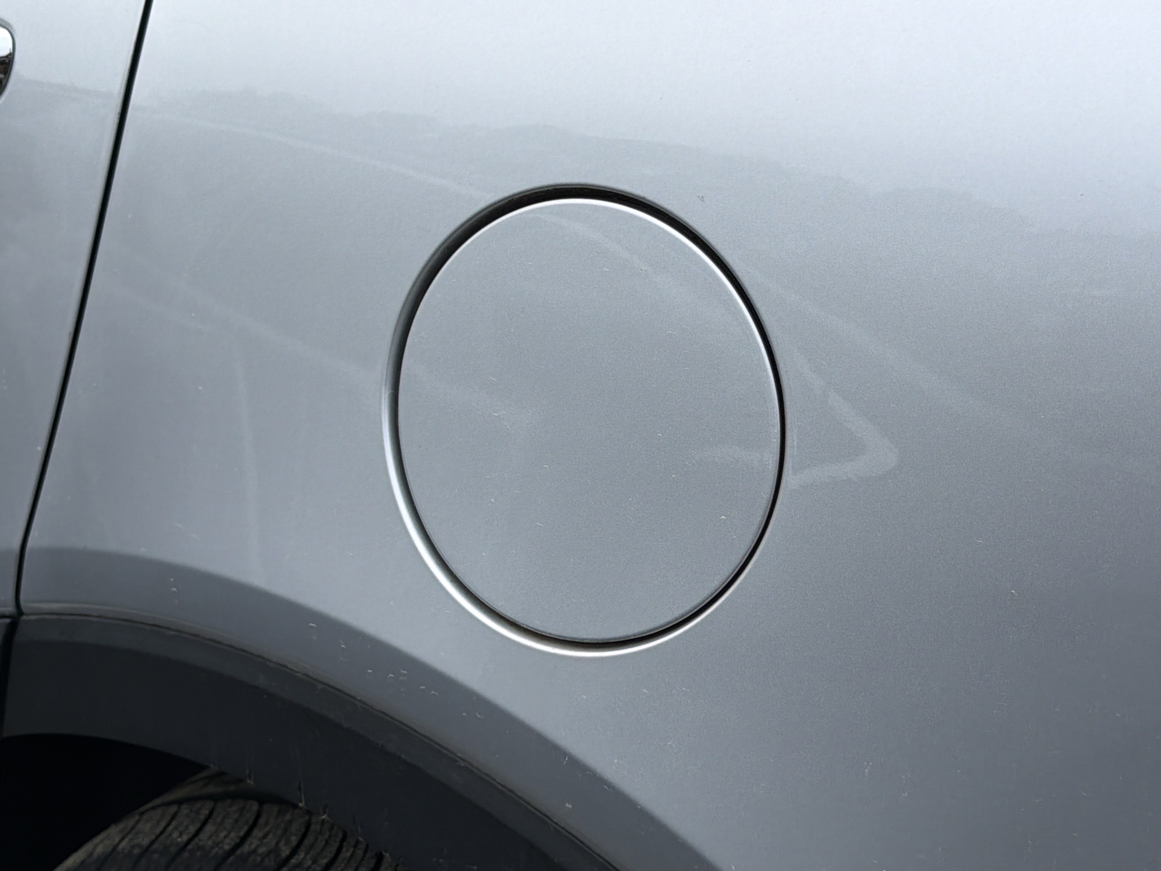 Used 2020 Kia Sorento LX image 9