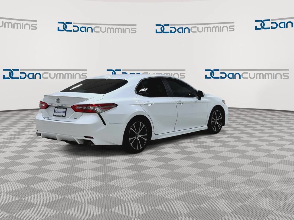 Used 2019 Toyota Camry SE w/ Convenience Package FWD image 9