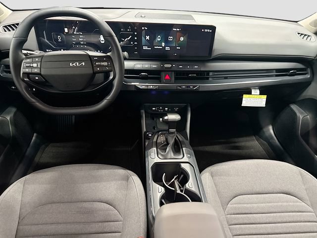 Used 2025 Kia K4 EX image 21