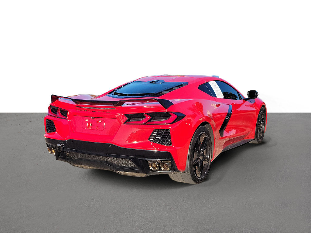 Used 2022 Chevrolet Corvette Stingray Preferred Cpe w/ Z51 Performance Package RWD image 3