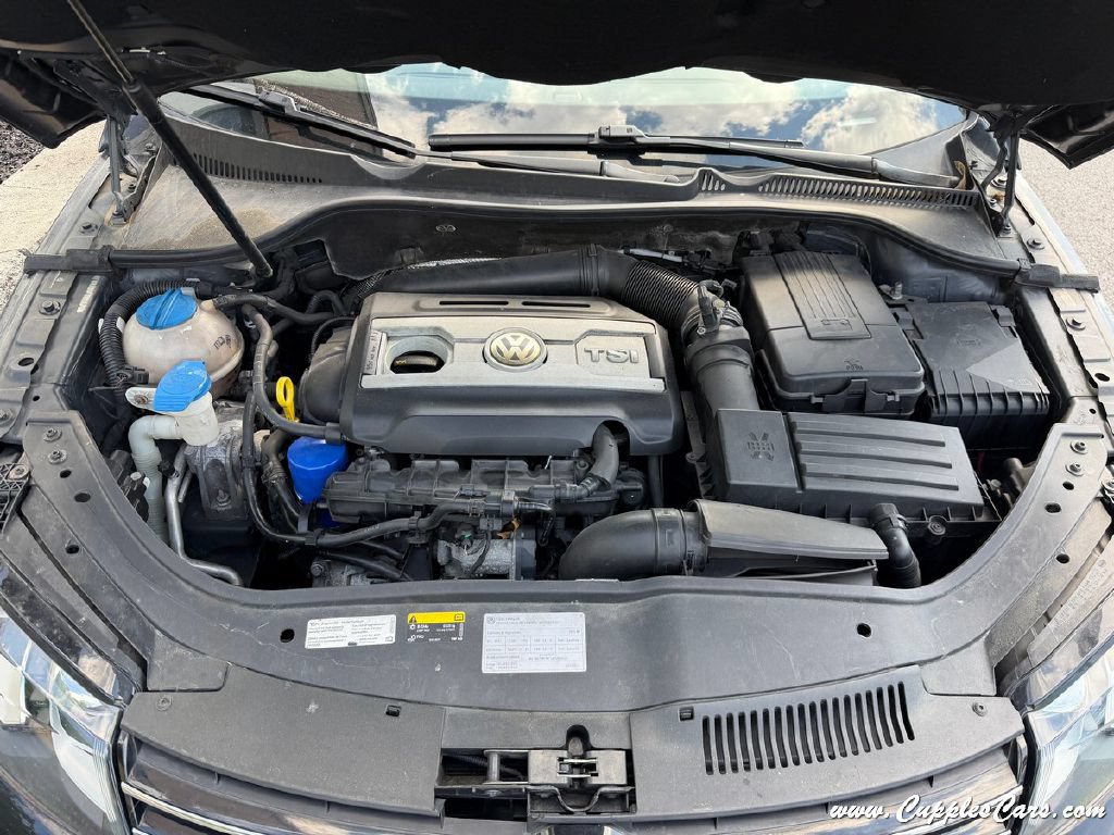 Used 2015 Volkswagen Eos Final Edition FWD image 19