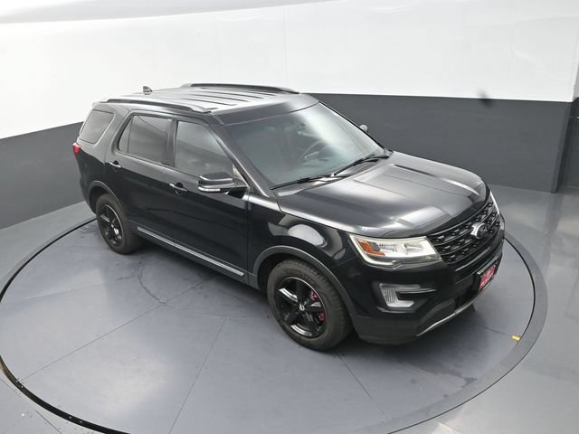 Used 2017 Ford Explorer XLT AWD/4WD image 25