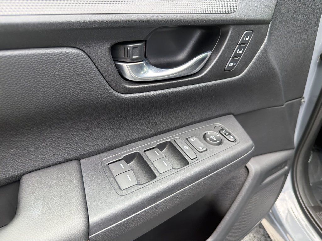 Certified 2026 Honda CR-V Sport-L image 34