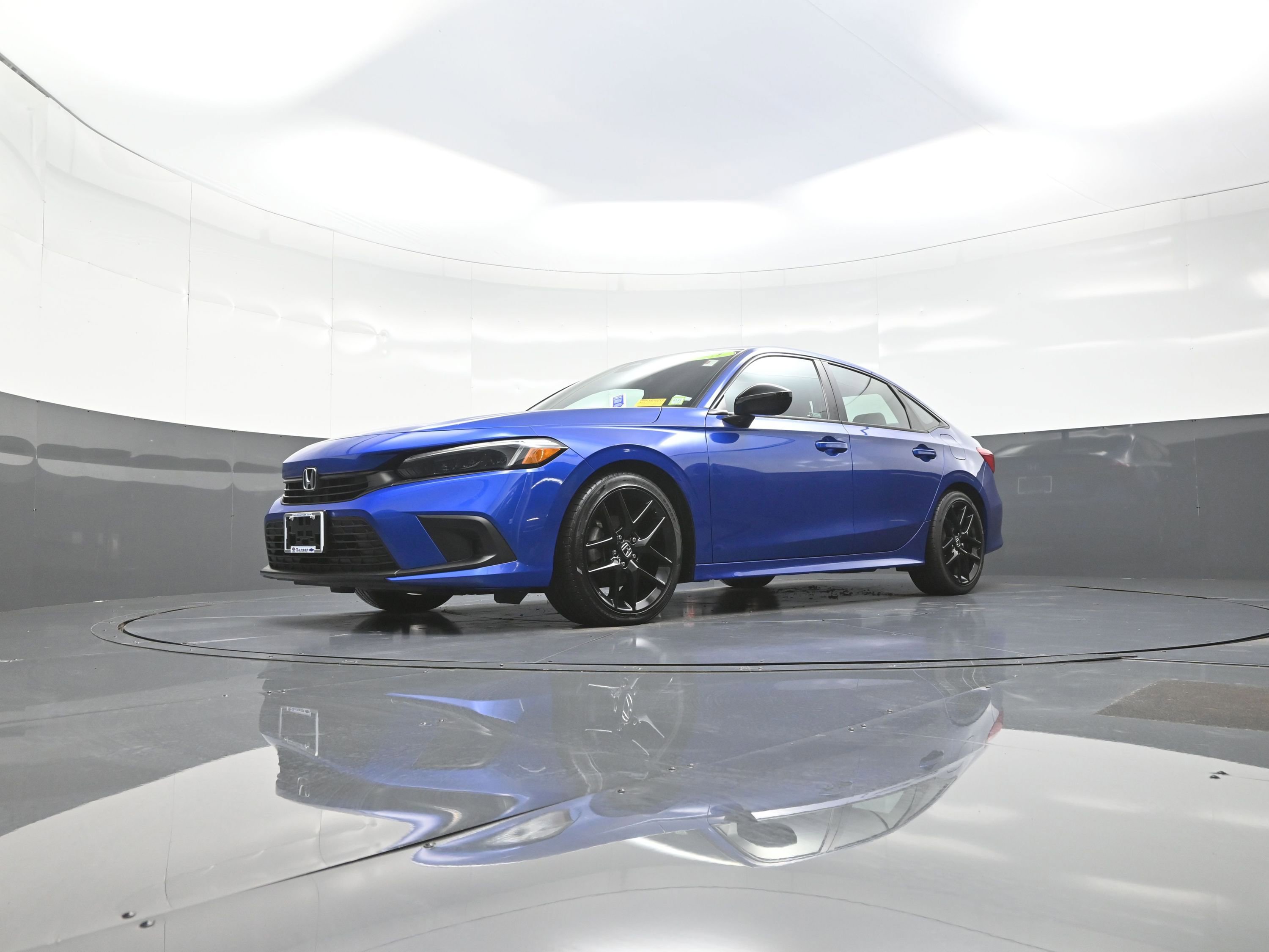 Used 2023 Honda Civic Sport image 11