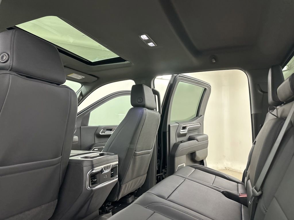 New 2026 GMC Sierra 1500 SLT w/ SLT Premium Plus Package image 25