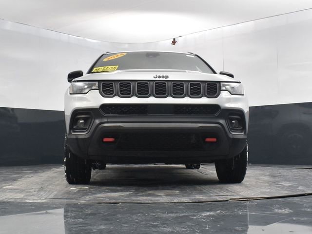 Used 2024 Jeep Compass Trailhawk image 43