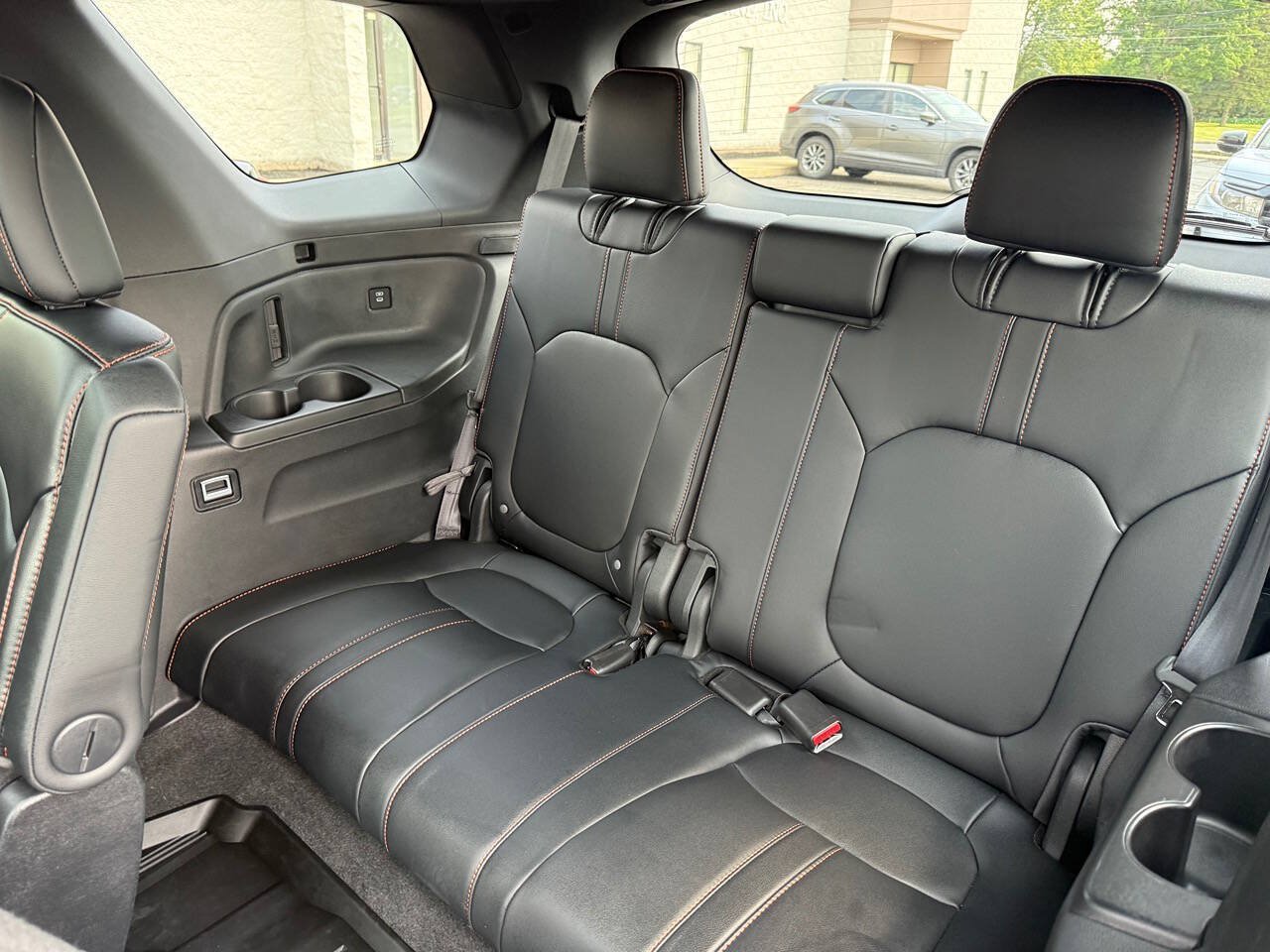 Used 2025 Honda Pilot TrailSport image 22