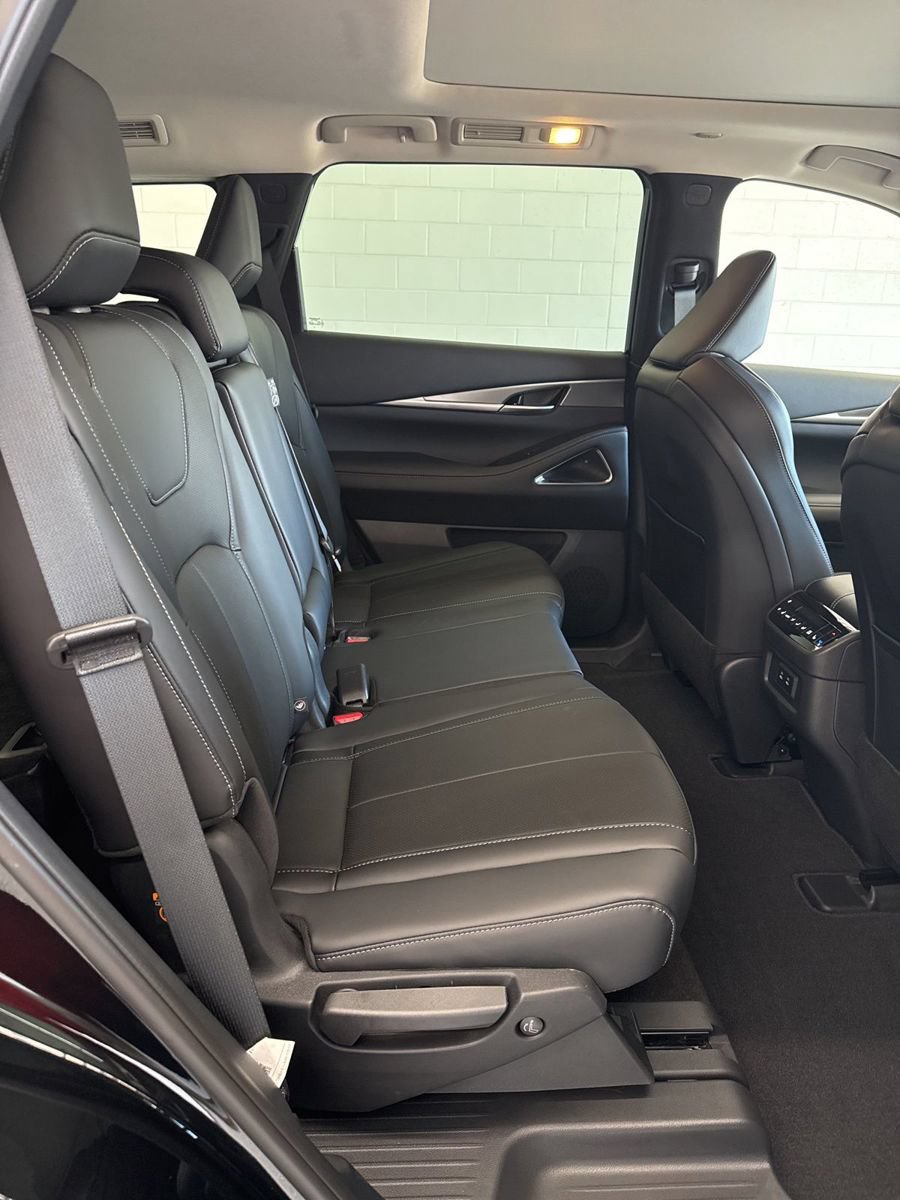 New 2027 INFINITI QX60 Luxe w/ Cargo Package AWD/4WD image 28