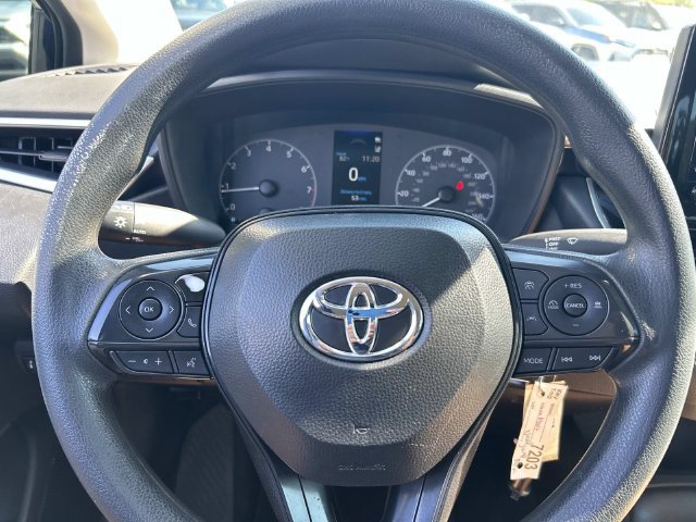Used 2025 Toyota Corolla LE FWD image 22