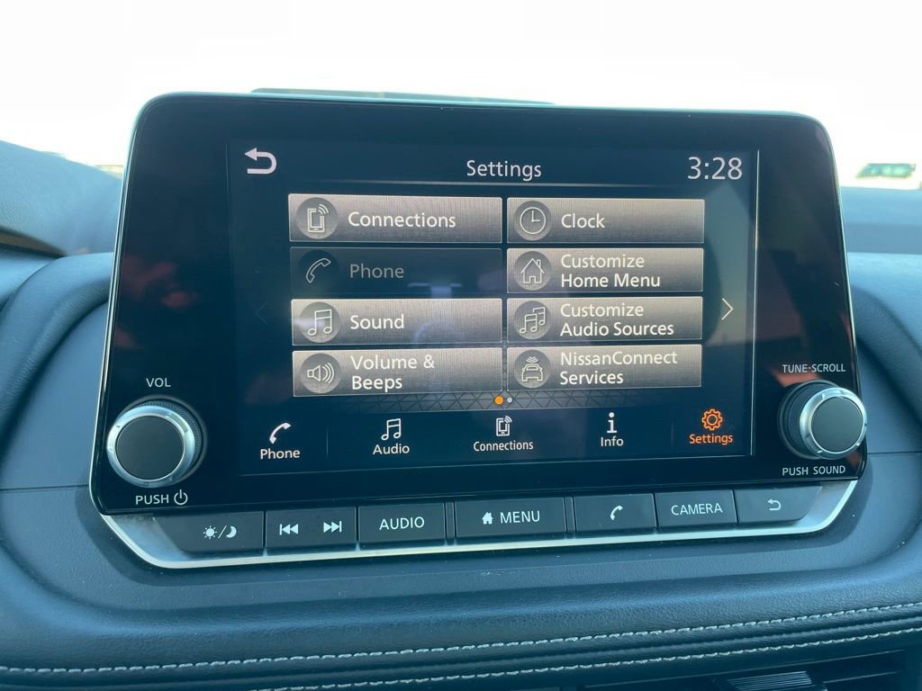 Used 2023 Nissan Rogue SV image 18