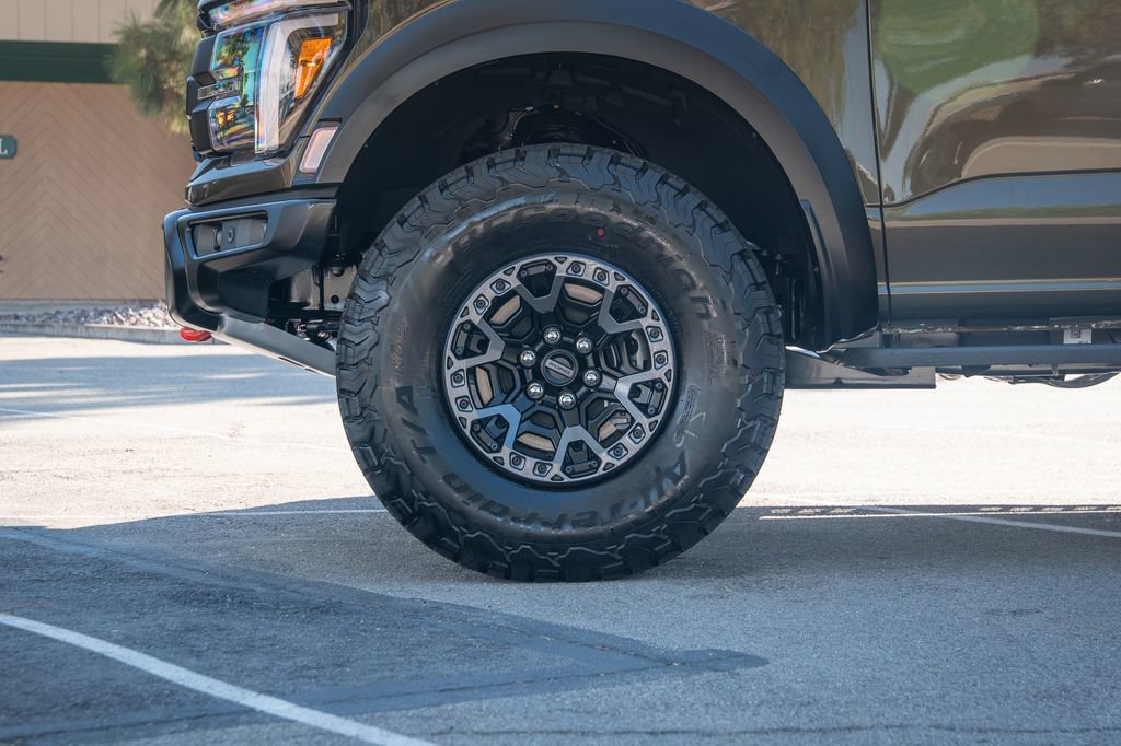 New 2025 Ford F150 Raptor w/ Equipment Group 803A Raptor R image 15