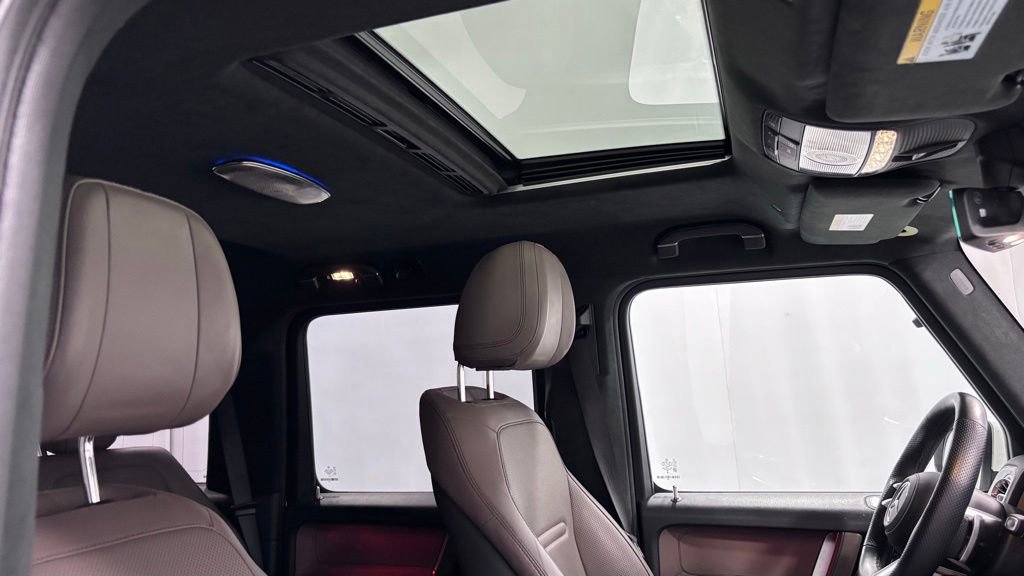 Used 2025 Mercedes-Benz G 550 image 19