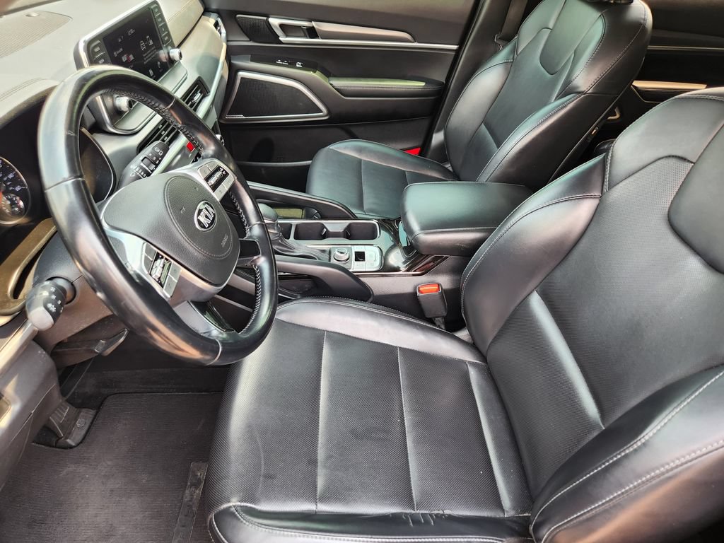 Used 2020 Kia Telluride LX AWD/4WD image 12