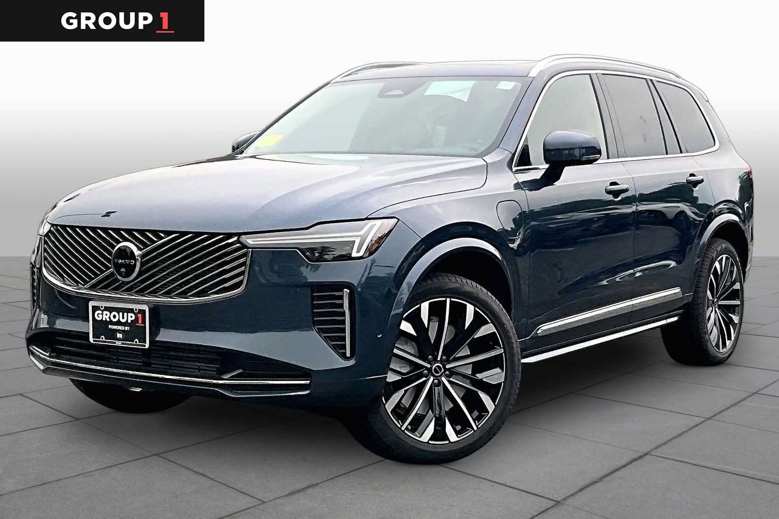 New 2026 Volvo XC90 T8 Plus w/ Protection Package Premier AWD/4WD image 1