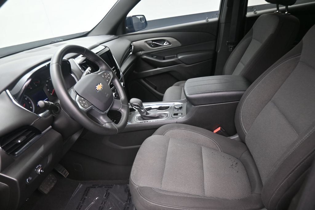 Used 2024 Chevrolet Traverse LT FWD image 12