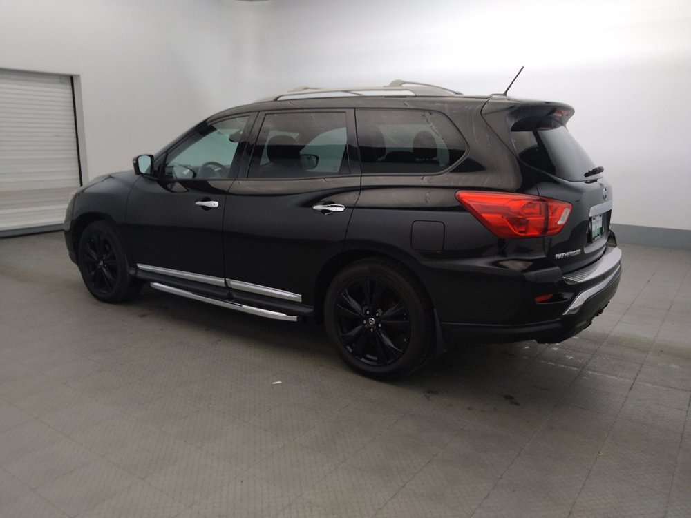 Used 2017 Nissan Pathfinder Platinum w/ Midnight Edition Package AWD/4WD image 3