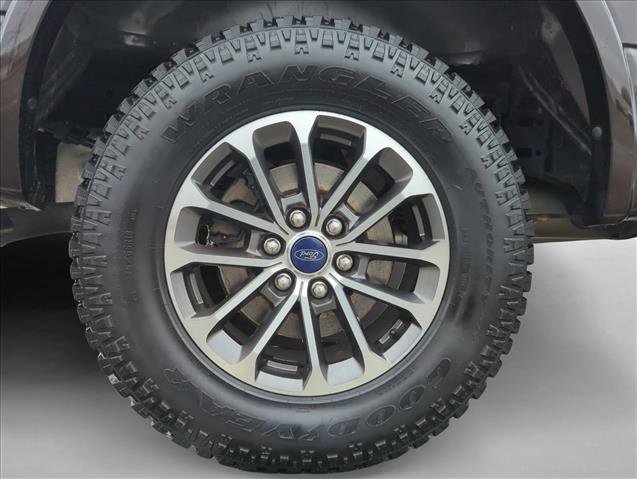 Used 2019 Ford F150 XLT w/ Equipment Group 302A Luxury image 19