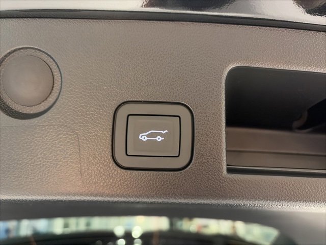 New 2026 Chevrolet Equinox ACTIV w/ Safety and Technology Package image 13